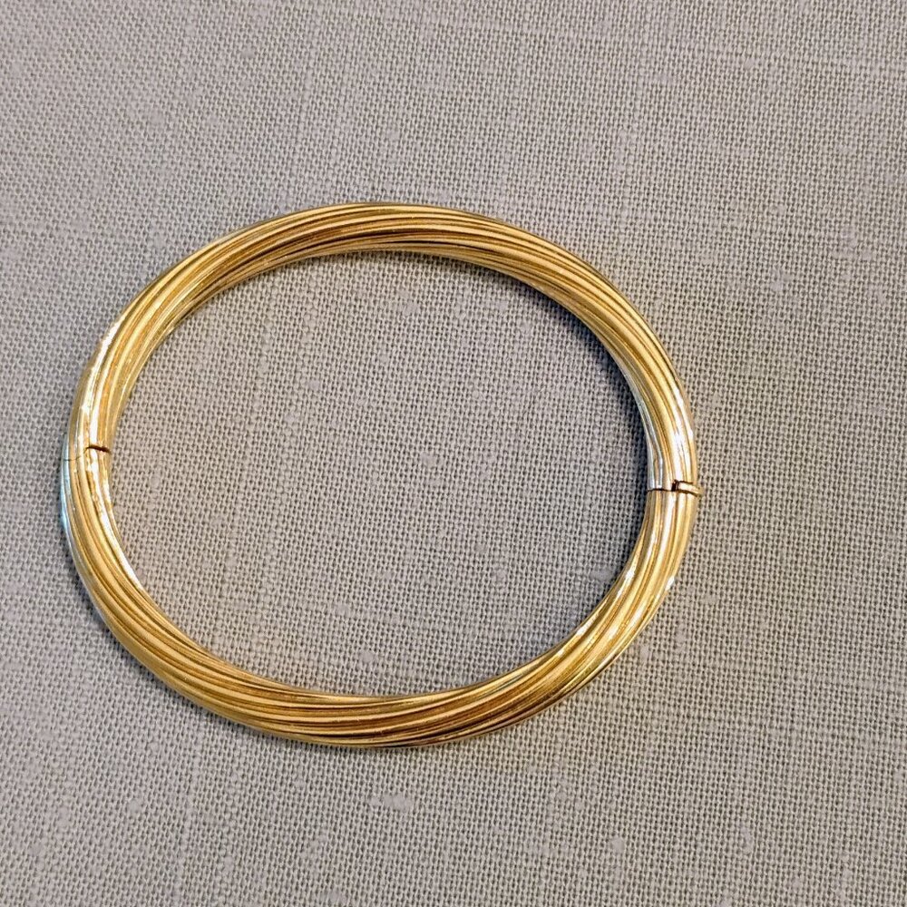 18k gold twisted bangle